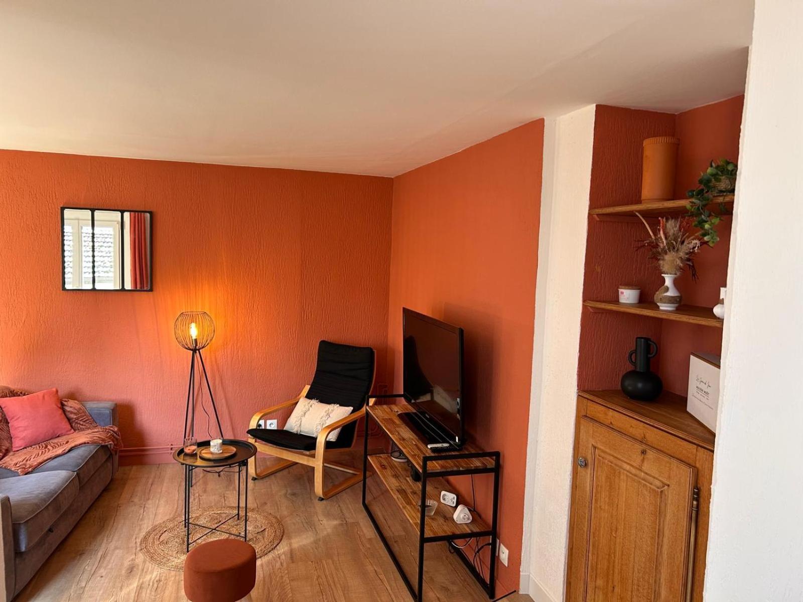 Un Cocon Au Coeur De La Champagne Avec Parking Apartment เอแปร์เน ภายนอก รูปภาพ